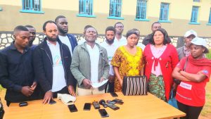 Butembo : Des mouvements citoyens dénoncent la tracasserie dans le processus d’obtention du passeport biométrique